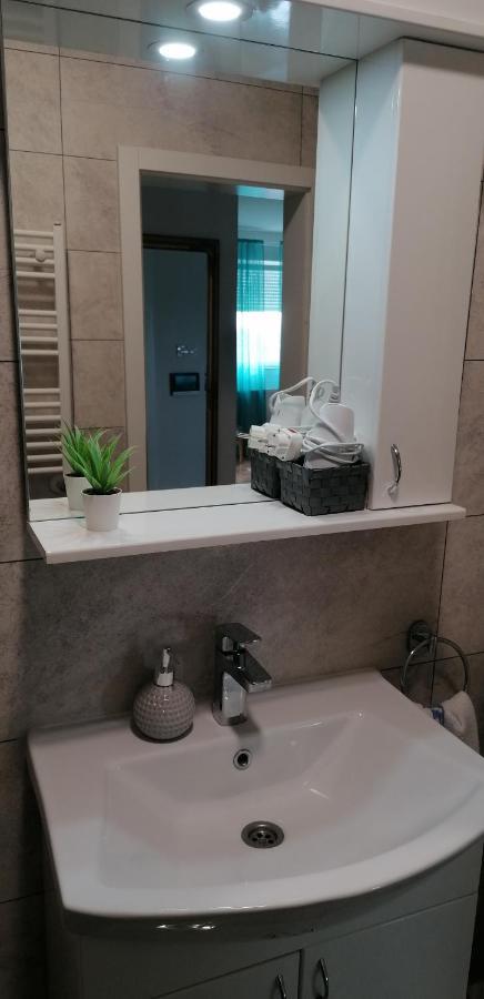 Krstic_Lux Apartman Subotica Buitenkant foto