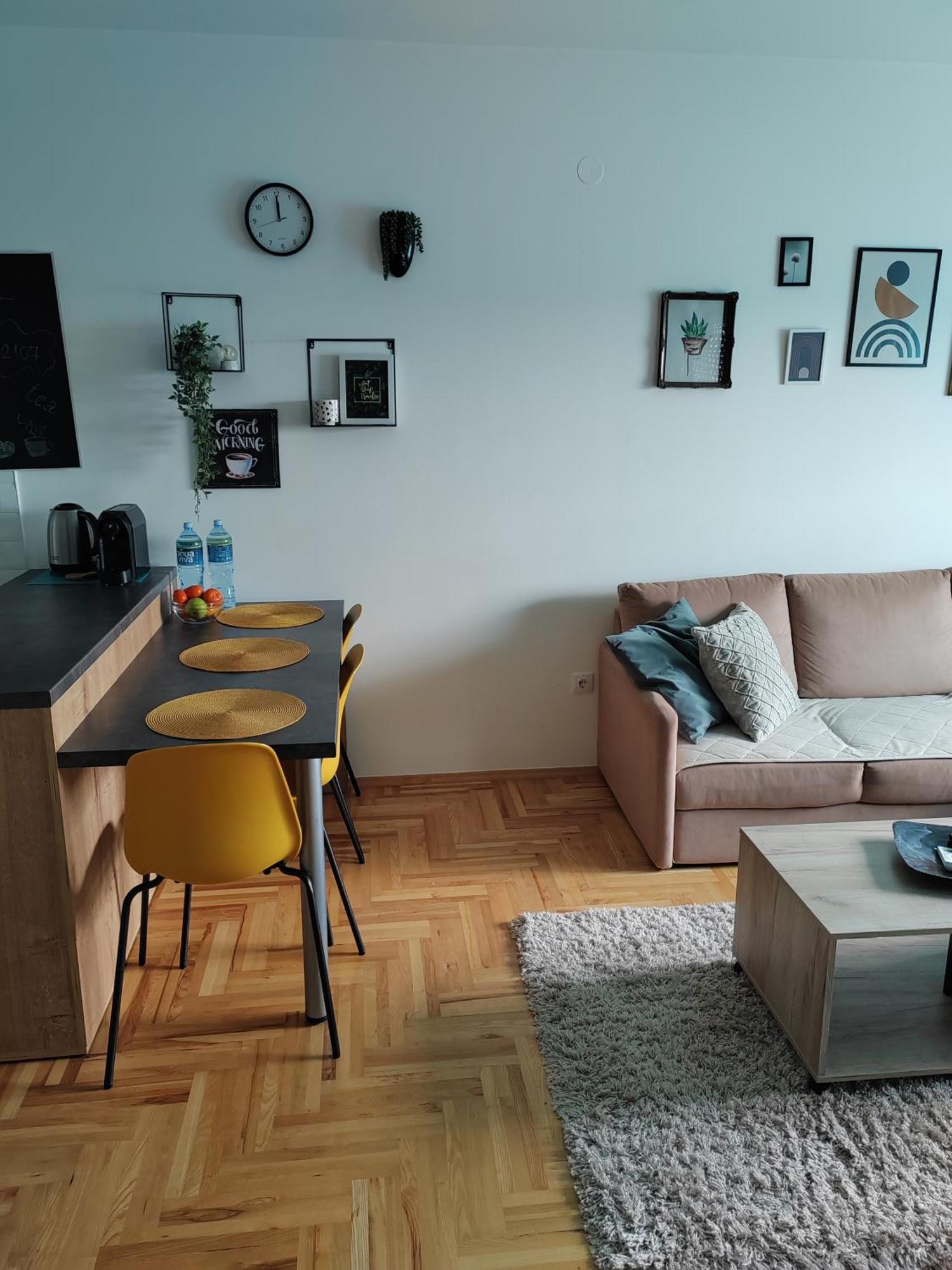 Krstic_Lux Apartman Subotica Buitenkant foto